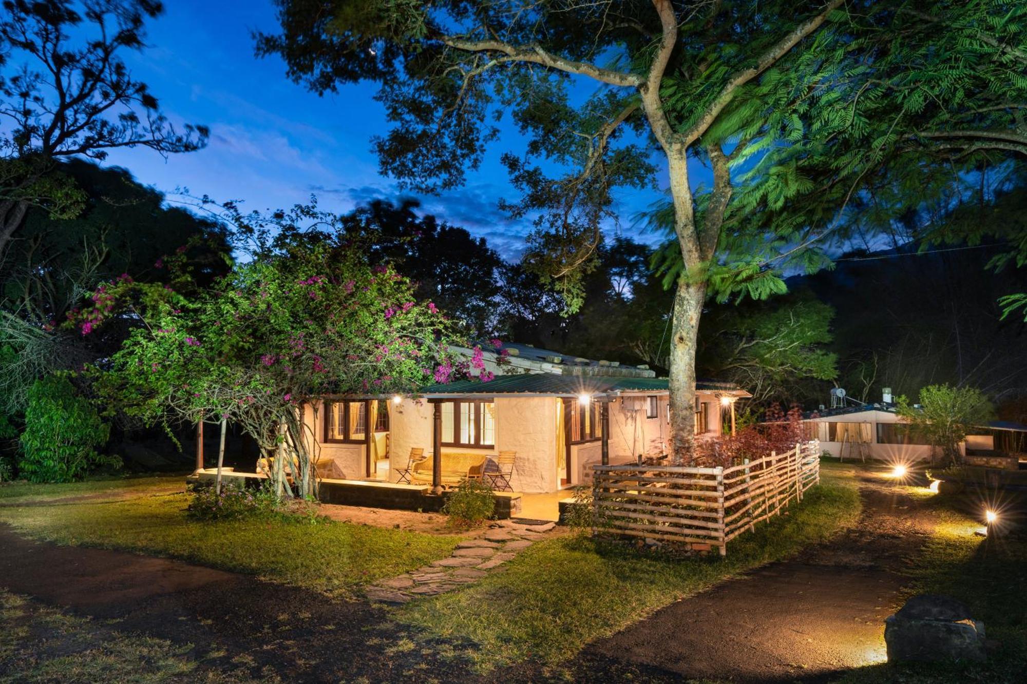Jungle Hut Hotel มาสินากุดี ภายนอก รูปภาพ